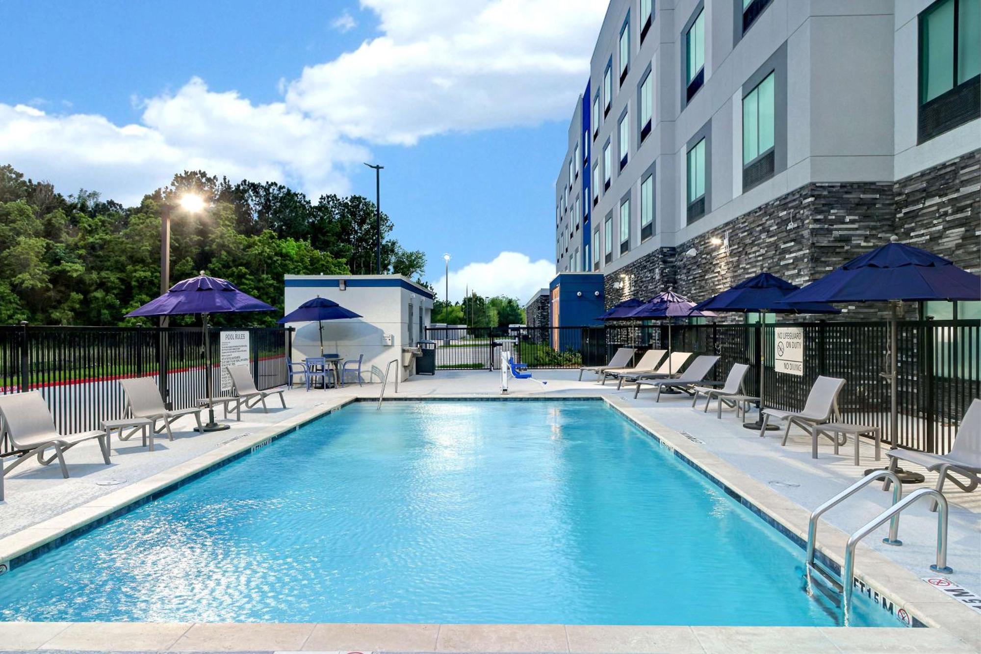 Hampton Inn & Suites Houston East Beltway 8, Tx Cloverleaf Exterior photo